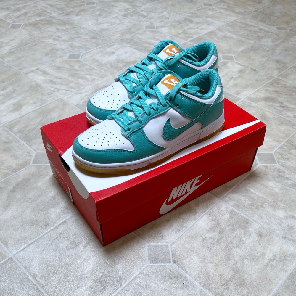 🆕 Authentic Nike Women’s Dunk Low Sneakers White Teal Zeal Tan Yellow Gum